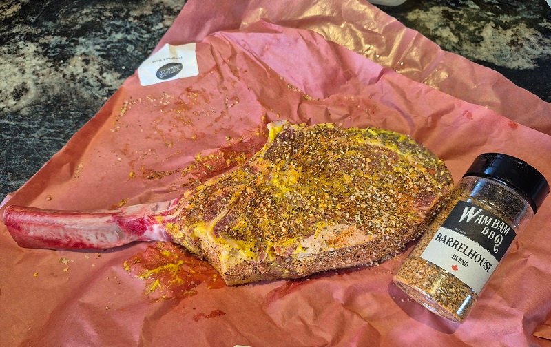 Tomahawk Steak with Wam Bam